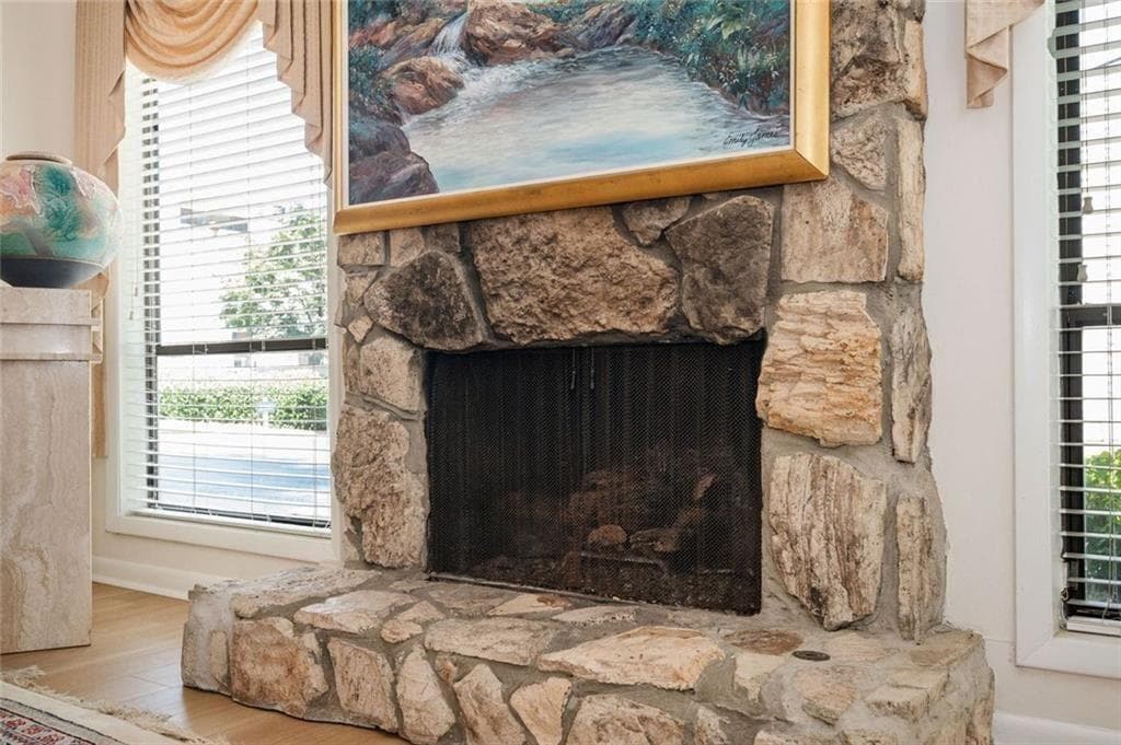 2 bedroom, 2 bathroom, 1,539 sq ft condominium under contract at 683 Serramonte Drive, Marietta, GA 30068 — photo 9