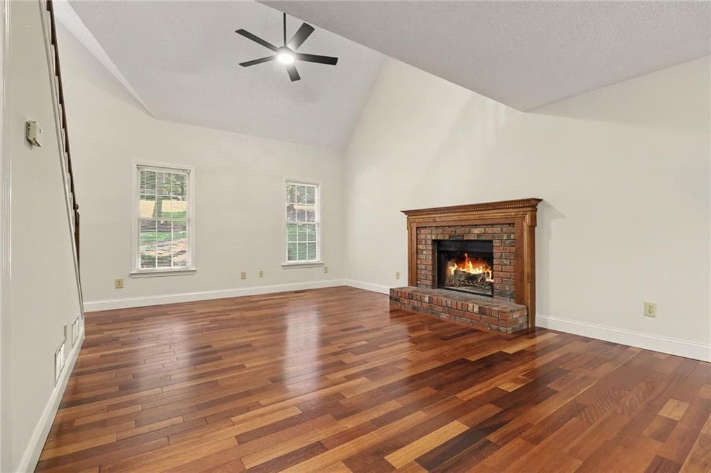 3 bedroom, 3 bathroom, 2,042 sq ft single family residence for sale at 5960 Bridle Drive, Cumming, GA 30028 — photo 7