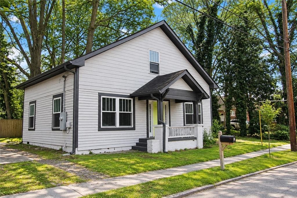 3 bedroom, 3 bathroom, 1,428 sq ft single family residence for sale at 1174 Princess Avenue, Atlanta, GA 30310 — photo 2