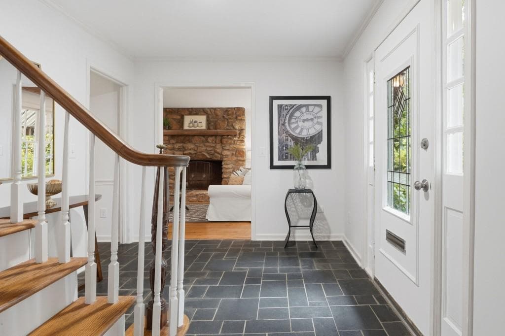 6 bedroom, 5 bathroom, 3,927 sq ft single family residence for sale at 2896 Faraday Court, Decatur, GA 30033 — photo 7