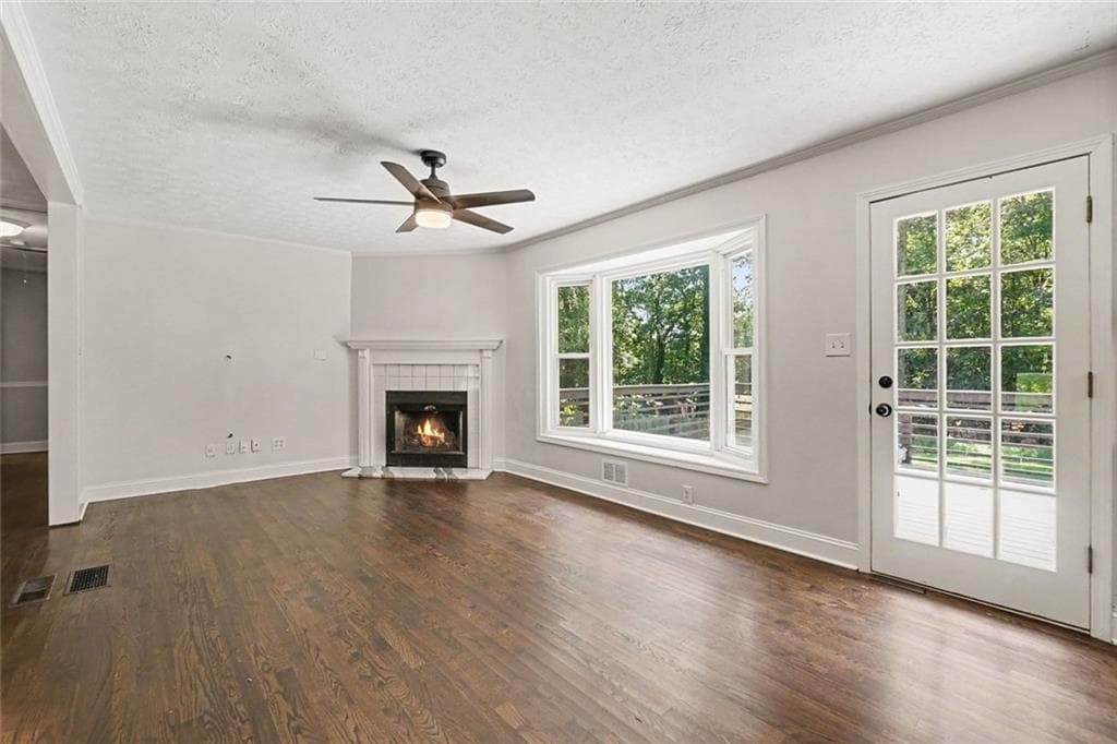 3 bedroom, 2 bathroom, 1,506 sq ft single family residence for sale at 2936 Pauls Way, Marietta, GA 30062 — photo 9