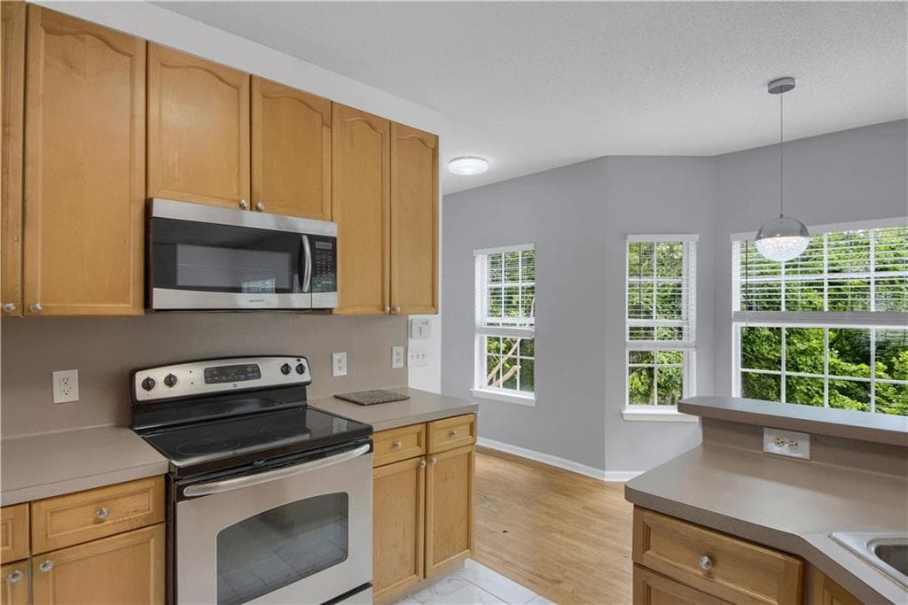 4 bedroom, 3 bathroom, 2,416 sq ft single family residence for rent at 5972 Rosie Lane, Mableton, GA 30126 for $2,750 a month — photo 8