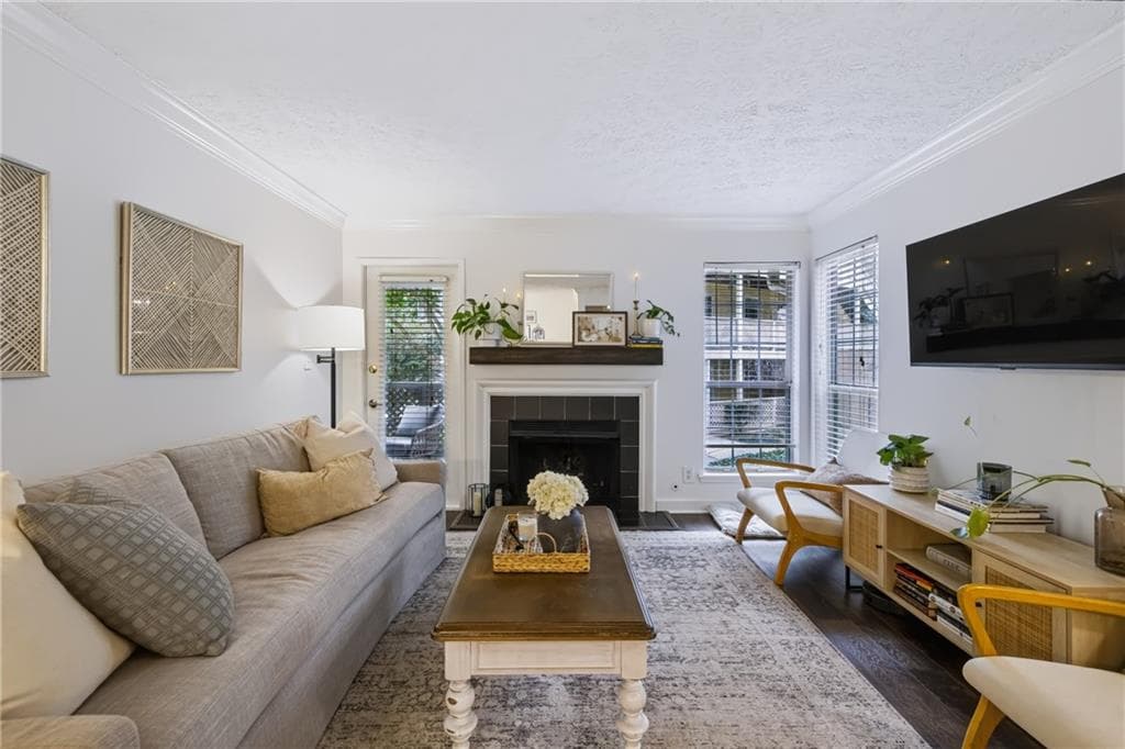 2 bedroom, 1 bathroom, 950 sq ft condominium for sale at 6804 Glenridge Drive D, Sandy Springs, GA 30328 — photo 10