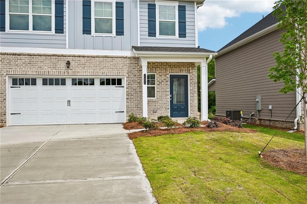 3 bedroom, 3 bathroom, 1,925 sq ft single family residence for sale at 11151 Suria Drive, Covington, GA 30014 — photo 4