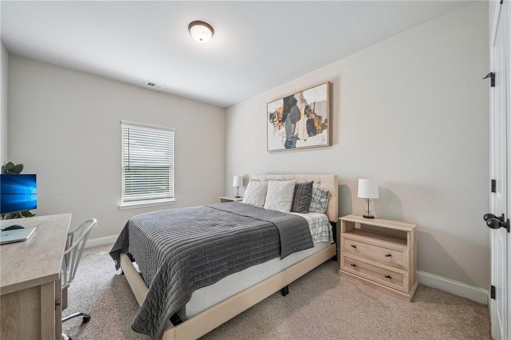 5 bedroom, 3 bathroom, 2,735 sq ft single family residence for sale at 109 Donovan Avenue, Locust Grove, GA 30248 — photo 9
