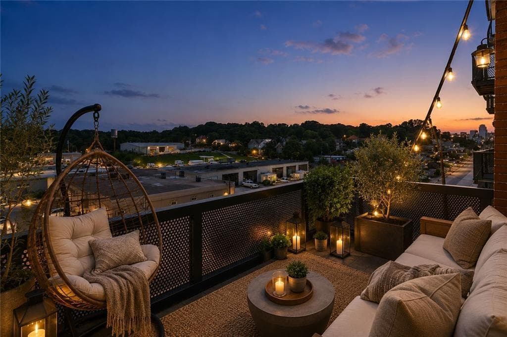 1 bedroom, 1 bathroom, 800 sq ft condominium for sale at 764 Memorial Drive 17, Atlanta, GA 30316 — photo 2