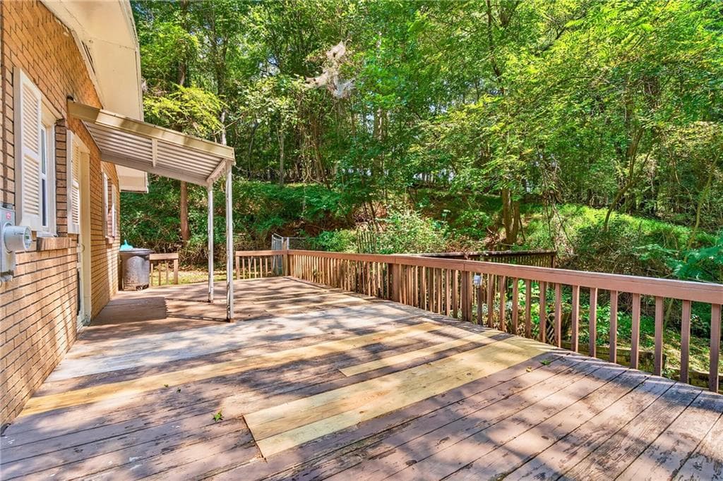 3 bedroom, 2 bathroom, 1,956 sq ft single family residence under contract at 466 Ellington Road, Ellijay, GA 30540 — photo 5