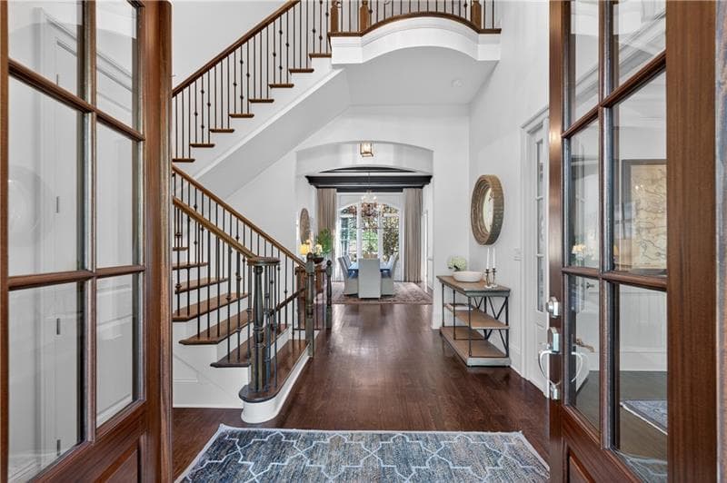 5 bedroom, 7 bathroom, 7,530 sq ft single family residence for sale at 4915 Kettle River Point, Suwanee, GA 30024 — photo 4