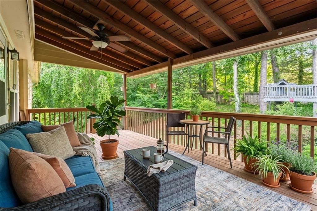 4 bedroom, 3 bathroom, 2,678 sq ft single family residence for sale at 402 Township Lane, Woodstock, GA 30189 — photo 6