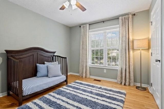 4 bedroom, 3 bathroom, 2,678 sq ft single family residence for sale at 402 Township Lane, Woodstock, GA 30189 — photo 7