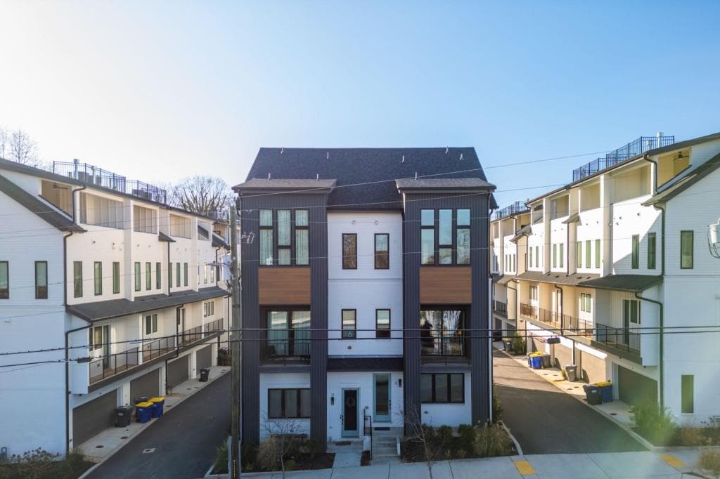 3 bedroom, 5 bathroom, 2,412 sq ft townhouse for sale at 2347 Hosea L WIlliams Drive 11, Atlanta, GA 30317