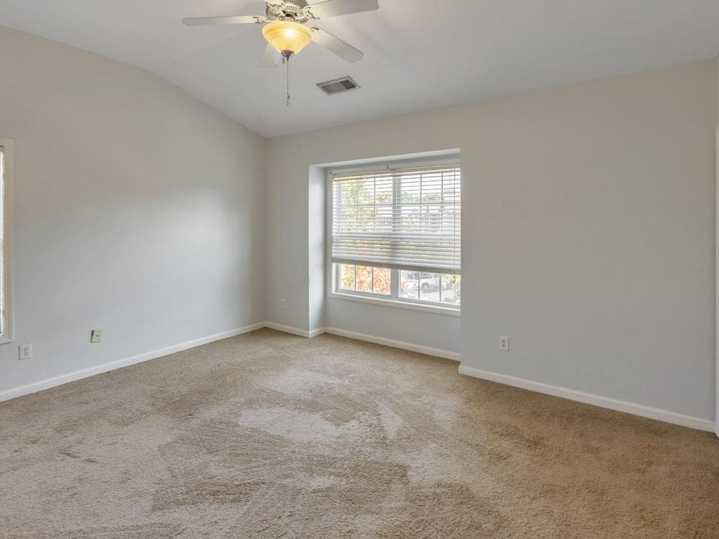 3 bedroom, 4 bathroom, 2,338 sq ft townhouse for rent at 3214 Greenwood Oak Drive, Norcross, GA 30092 for $2,800 a month — photo 5