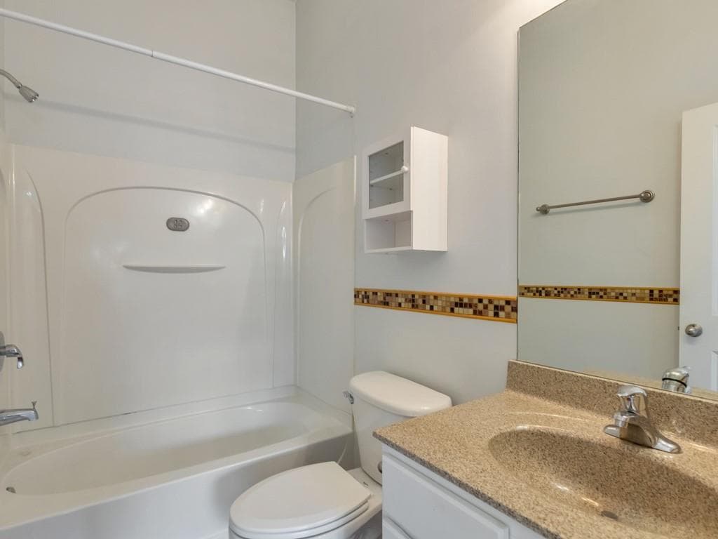 3 bedroom, 4 bathroom, 2,338 sq ft townhouse for rent at 3214 Greenwood Oak Drive, Norcross, GA 30092 for $2,800 a month — photo 8
