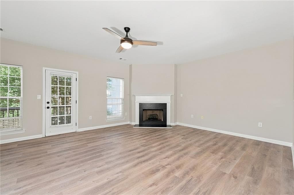 3 bedroom, 3 bathroom, 1,872 sq ft townhouse for sale at 2408 Beaver Falls Drive, Norcross, GA 30071 — photo 2