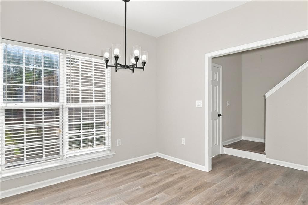 3 bedroom, 3 bathroom, 1,872 sq ft townhouse for sale at 2408 Beaver Falls Drive, Norcross, GA 30071 — photo 6