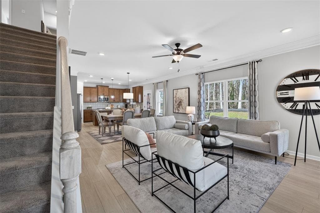 4 bedroom, 3 bathroom, 2,372 sq ft single family residence for sale at 3 Naverre Circle, Rome, GA 30165 — photo 8