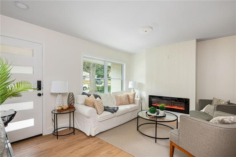 4 bedroom, 3 bathroom, 1,853 sq ft single family residence for sale at 2744 Marco Drive, Atlanta, GA 30318 — photo 3
