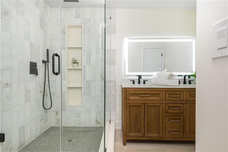 4 bedroom, 3 bathroom, 1,853 sq ft single family residence for sale at 2744 Marco Drive, Atlanta, GA 30318 — photo 9