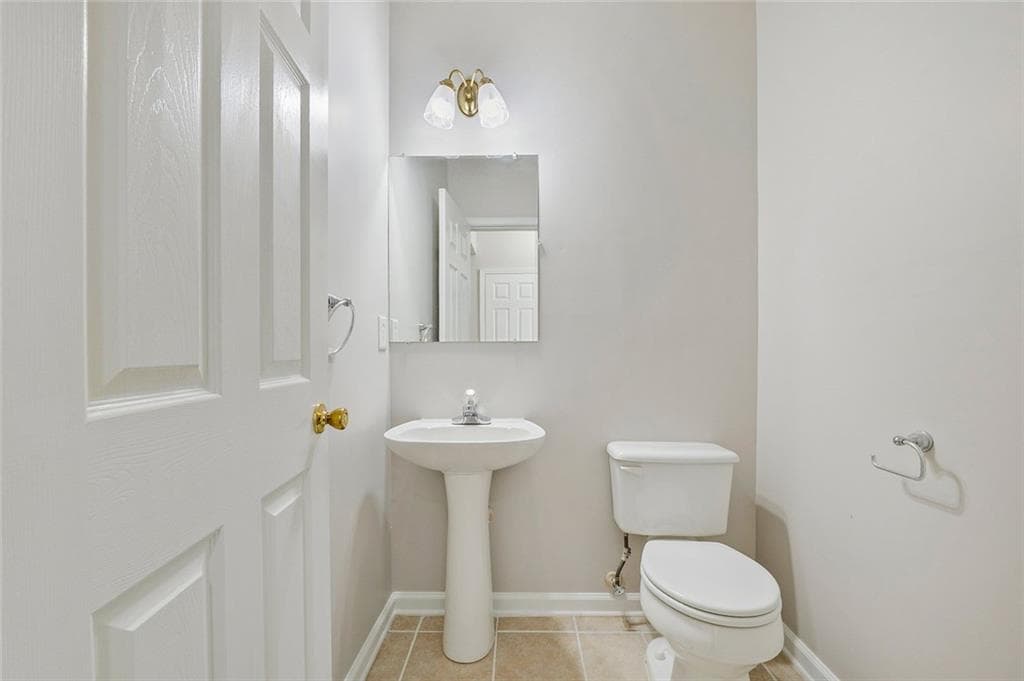 2 bedroom, 3 bathroom, 1,398 sq ft townhouse for sale at 1378 Penhurst Drive, Lawrenceville, GA 30043 — photo 8