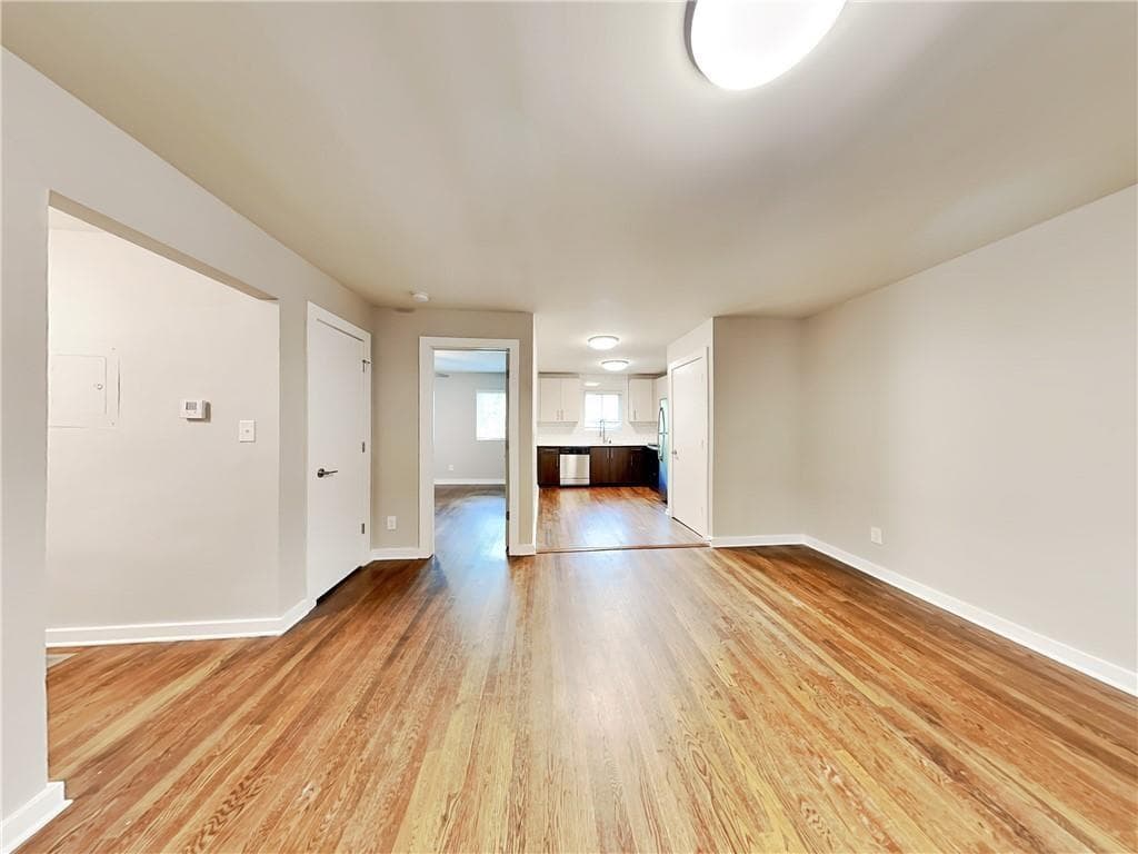 1 bedroom, 1 bathroom, 800 sq ft apartment for rent at 880 N Highland Avenue A3, Atlanta, GA 30306 for $1,625 a month — photo 4