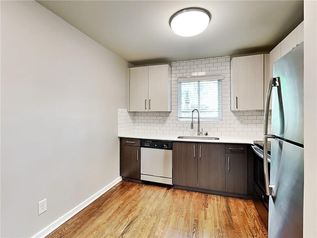 1 bedroom, 1 bathroom, 800 sq ft apartment for rent at 880 N Highland Avenue A3, Atlanta, GA 30306 for $1,625 a month — photo 5