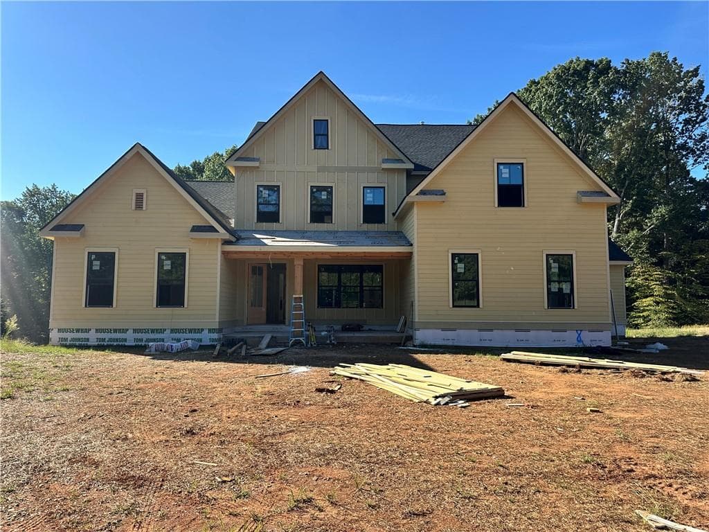 5 bedroom, 6 bathroom, 4,344 sq ft single family residence for sale at 8010 Grand Meadow Run, Gainesville, GA 30506 — photo 2
