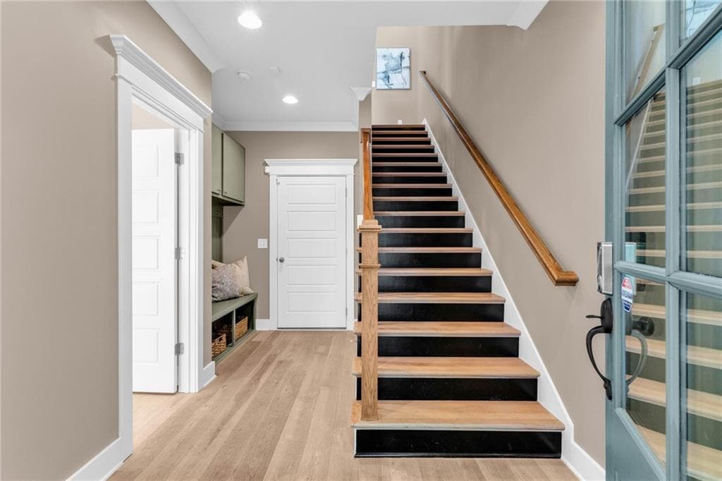 4 bedroom, 4 bathroom, 2,448 sq ft single family residence for sale at 2846 Haven Lane, Decatur, GA 30030 — photo 4