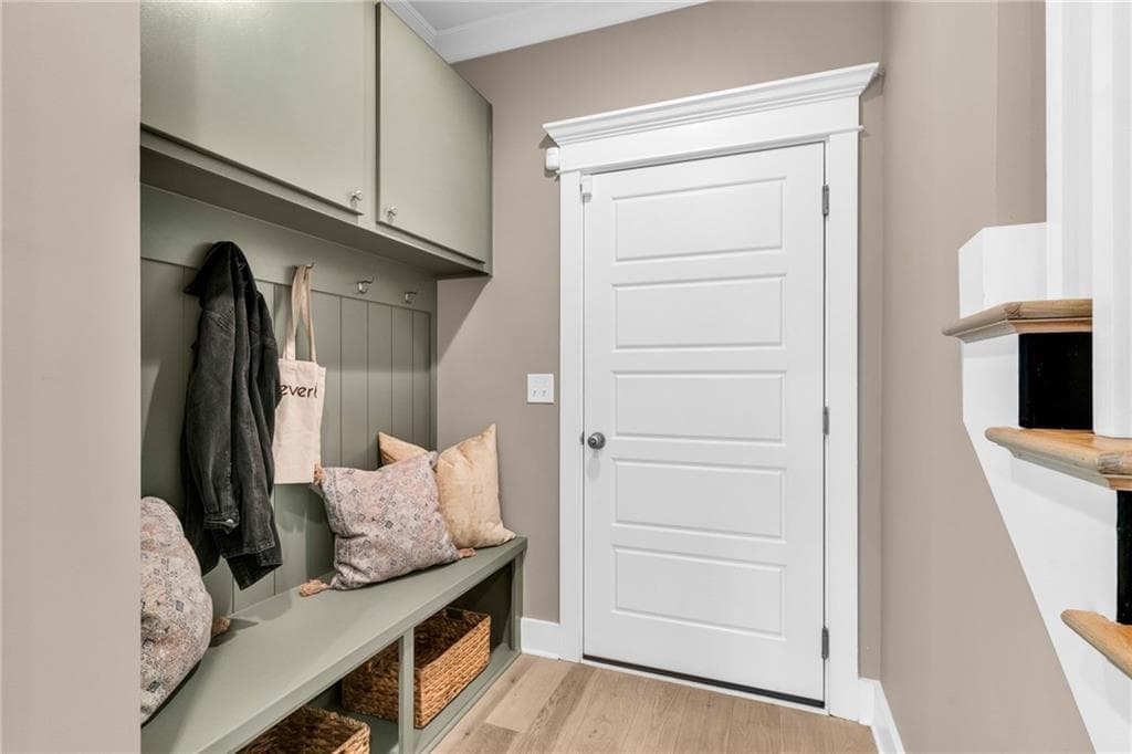 4 bedroom, 4 bathroom, 2,448 sq ft single family residence for sale at 2846 Haven Lane, Decatur, GA 30030 — photo 5