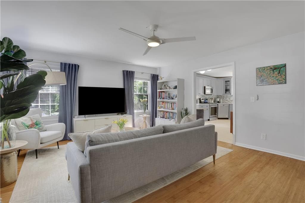 2 bedroom, 1 bathroom, 976 sq ft single family residence for sale at 989 Ormewood Avenue, Atlanta, GA 30316 — photo 7