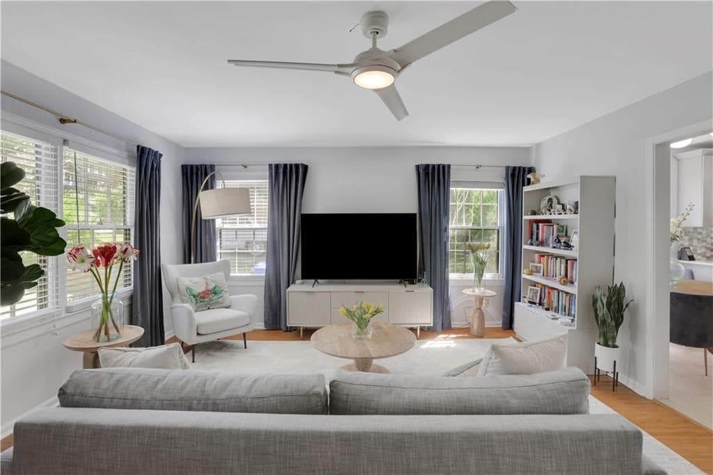 2 bedroom, 1 bathroom, 976 sq ft single family residence for sale at 989 Ormewood Avenue, Atlanta, GA 30316 — photo 5