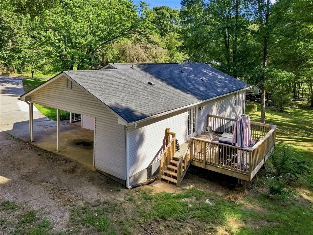 3 bedroom, 2 bathroom, 1,161 sq ft single family residence for sale at 3016 Summer Lake Drive, Gainesville, GA 30506 — photo 4