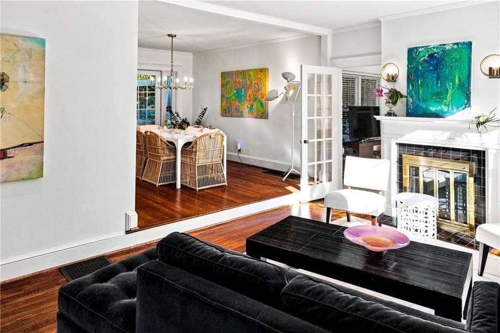 3 bedroom, 2 bathroom, 2,060 sq ft single family residence for sale at 1741 Meadowdale Avenue, Atlanta, GA 30306 — photo 3