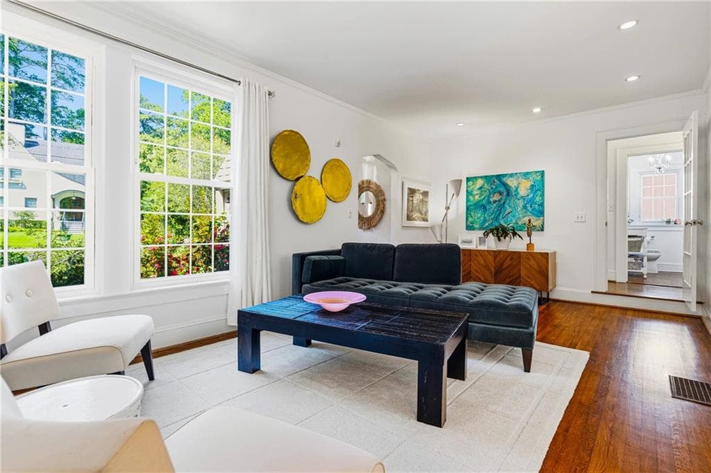 3 bedroom, 2 bathroom, 2,060 sq ft single family residence for sale at 1741 Meadowdale Avenue, Atlanta, GA 30306 — photo 7