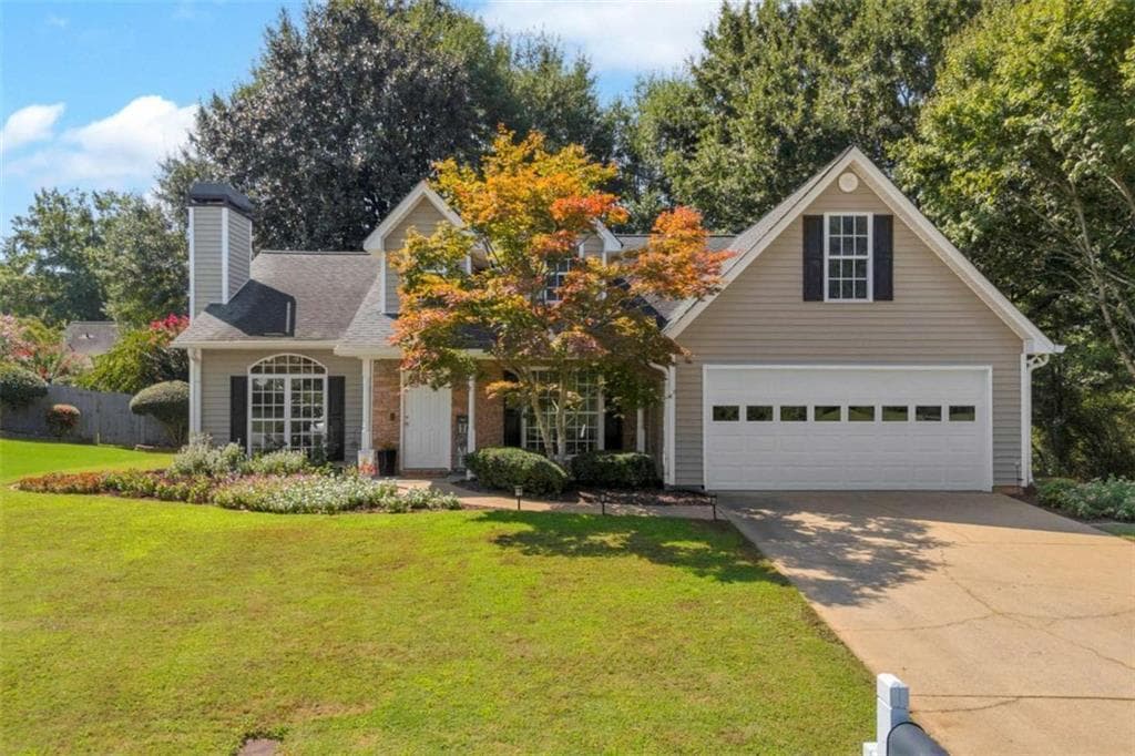 3 bedroom, 2 bathroom, 1,830 sq ft single family residence for sale at 5590 Lenox Park Place, Buford, GA 30518 — photo 1 of 50