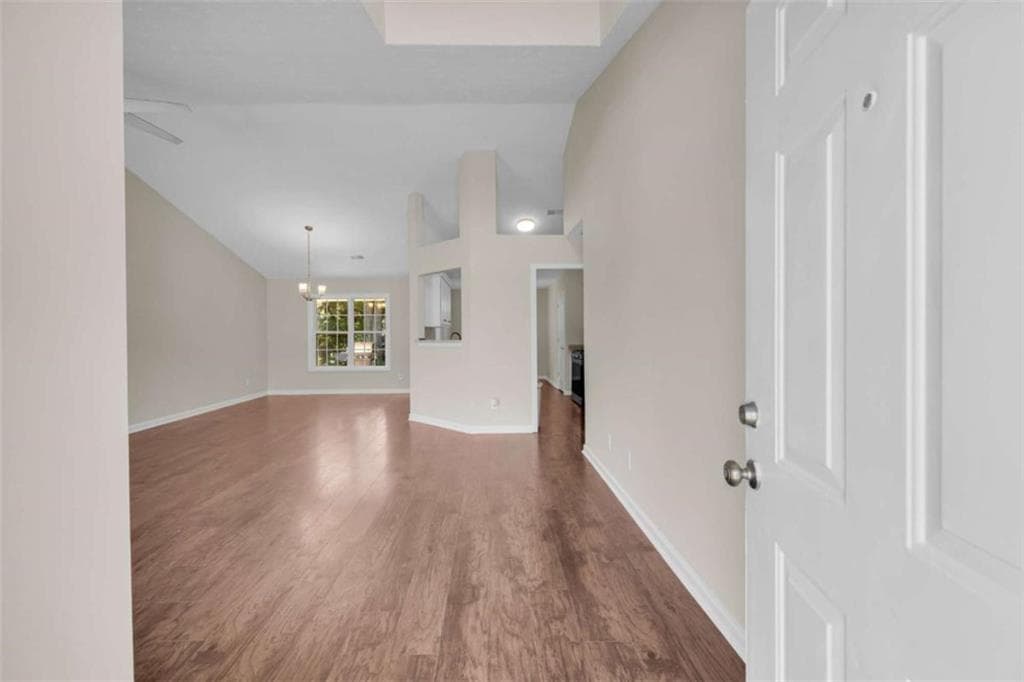 3 bedroom, 2 bathroom, 1,830 sq ft single family residence for sale at 5590 Lenox Park Place, Buford, GA 30518 — photo 5