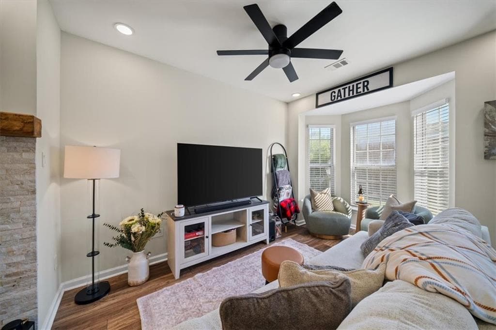 2 bedroom, 3 bathroom, 1,650 sq ft townhouse for sale at 3164 Mill Springs Circle, Buford, GA 30519 — photo 9