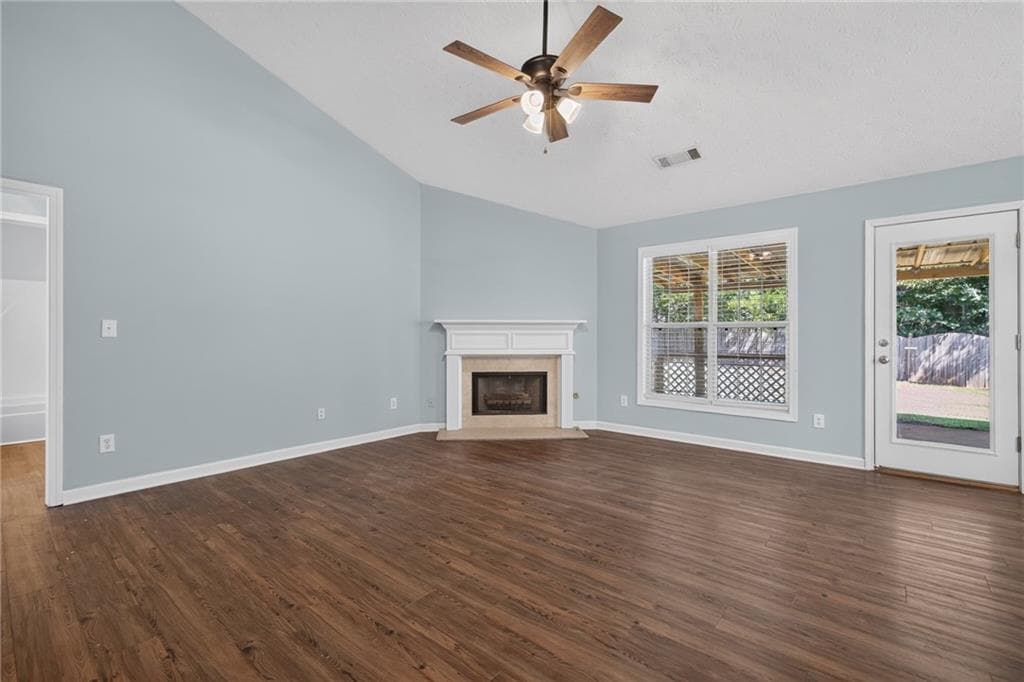 4 bedroom, 2 bathroom, 1,666 sq ft single family residence for sale at 3526 Wimberly Cove Trace, Dacula, GA 30019 — photo 6