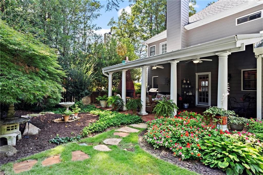 5 bedroom, 3 bathroom, 2,996 sq ft single family residence under contract at 2823 Hitchcock Mill Run, Marietta, GA 30068 — photo 3