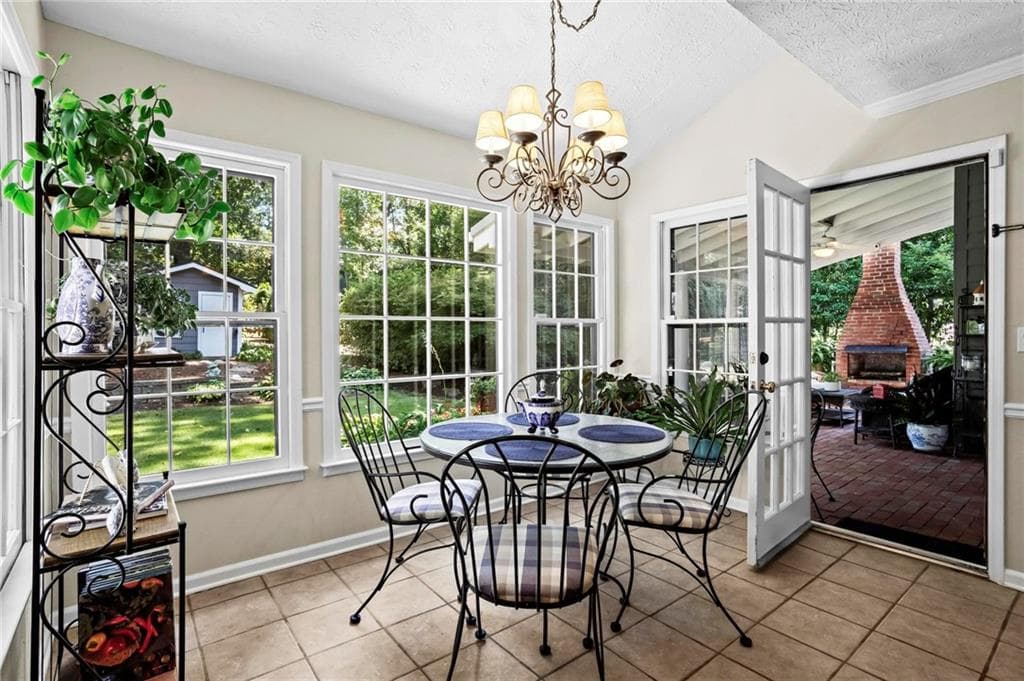5 bedroom, 3 bathroom, 2,996 sq ft single family residence under contract at 2823 Hitchcock Mill Run, Marietta, GA 30068 — photo 9