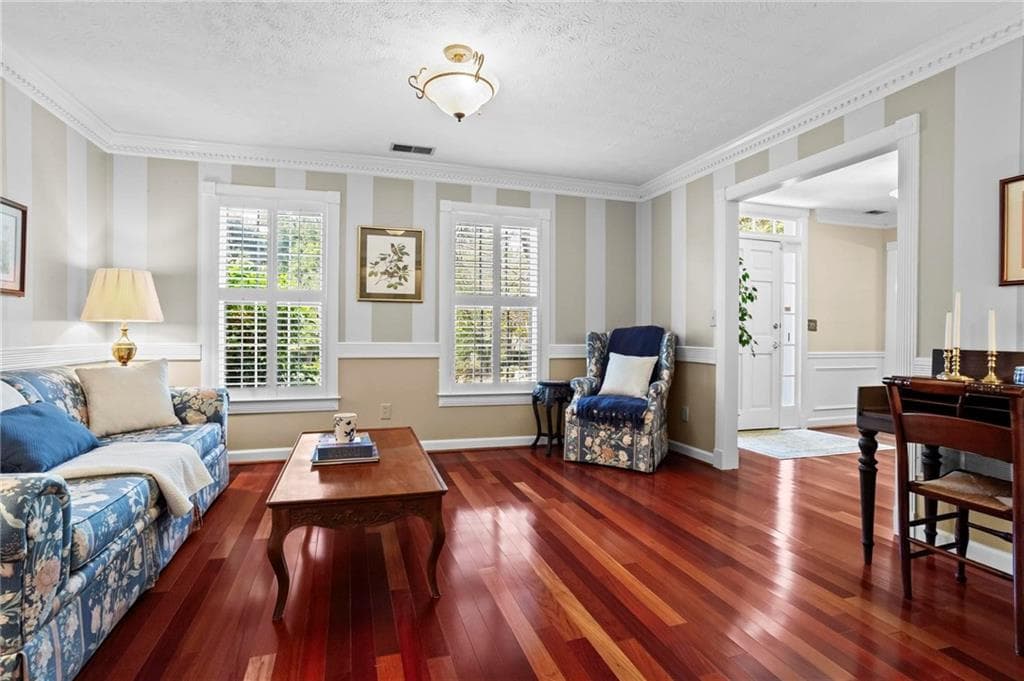 5 bedroom, 3 bathroom, 2,996 sq ft single family residence under contract at 2823 Hitchcock Mill Run, Marietta, GA 30068 — photo 10