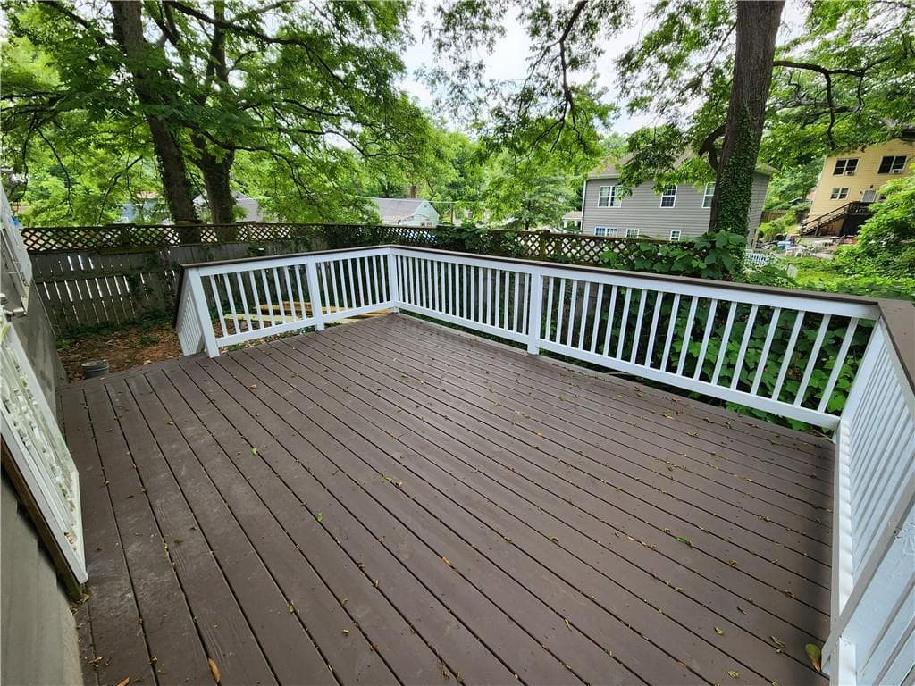 4 bedroom, 3 bathroom, 1,822 sq ft single family residence for sale at 620 Joseph E Lowery Boulevard, Atlanta, GA 30318 — photo 2