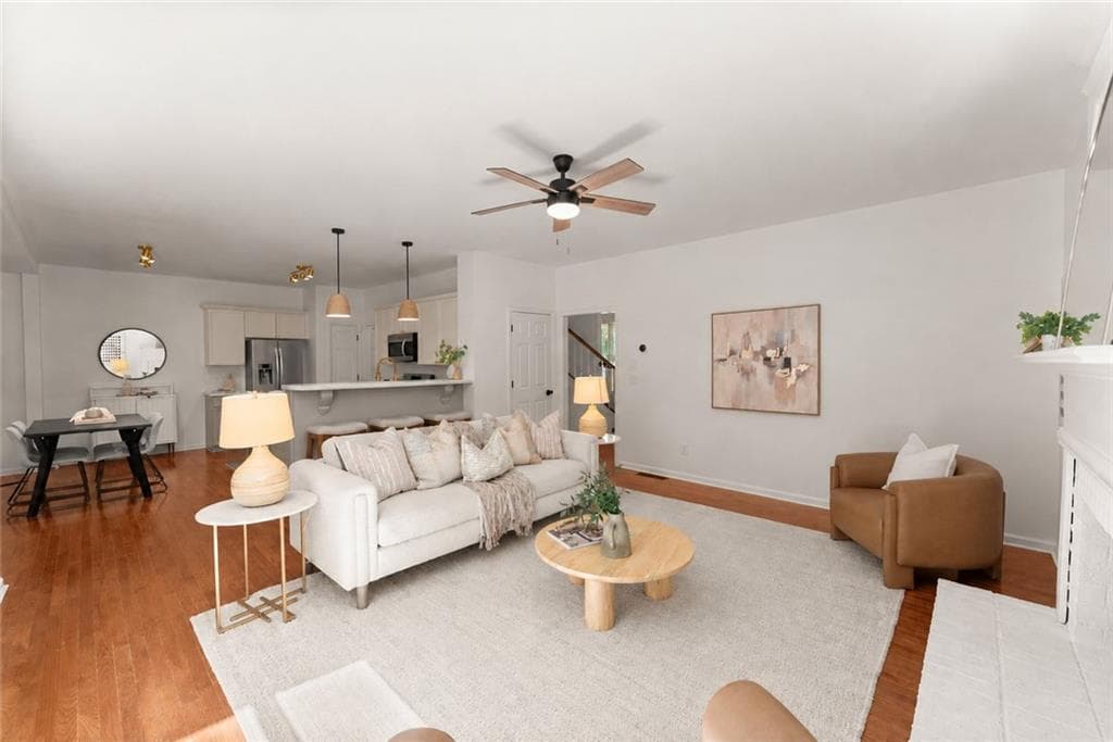4 bedroom, 4 bathroom, 3,188 sq ft single family residence for sale at 1275 Mountain Ivey Ct, Sugar Hill, GA 30518 — photo 7
