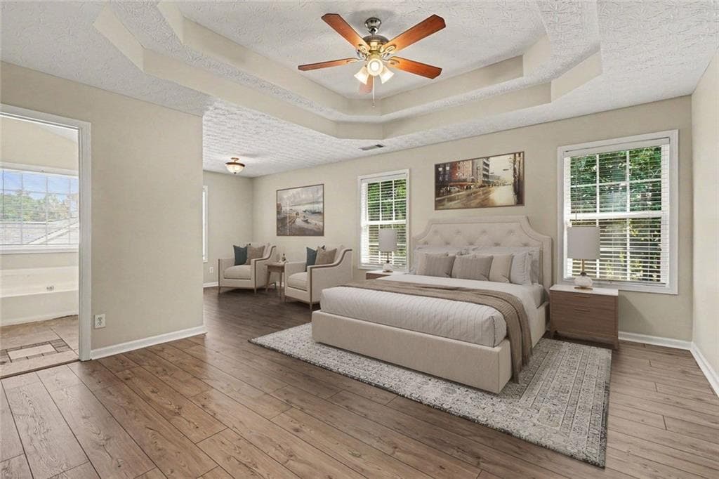 5 bedroom, 3 bathroom, 2,500 sq ft single family residence for sale at 524 Martin Forest Lane, Lawrenceville, GA 30045 — photo 4