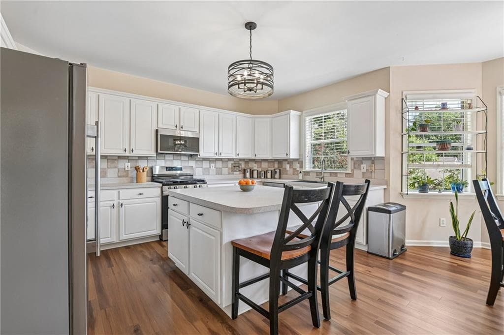 4 bedroom, 3 bathroom, 2,906 sq ft single family residence for sale at 5110 Coventry Creek Drive, Cumming, GA 30040 — photo 5