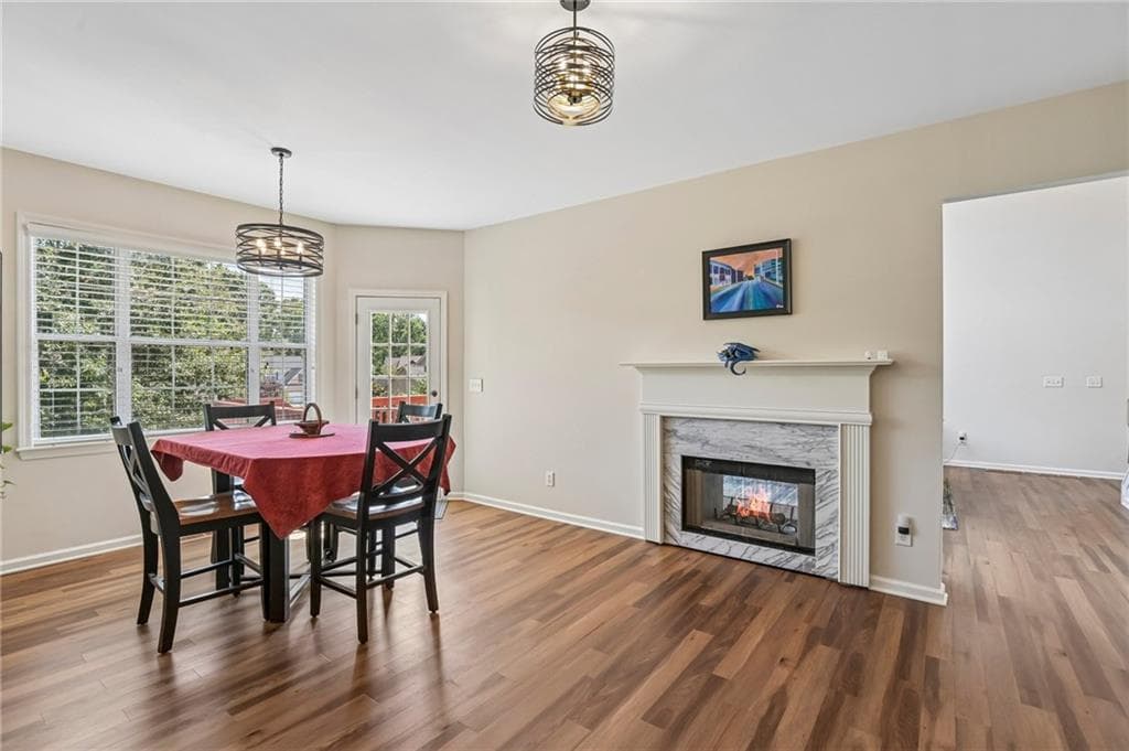 4 bedroom, 3 bathroom, 2,906 sq ft single family residence for sale at 5110 Coventry Creek Drive, Cumming, GA 30040 — photo 8