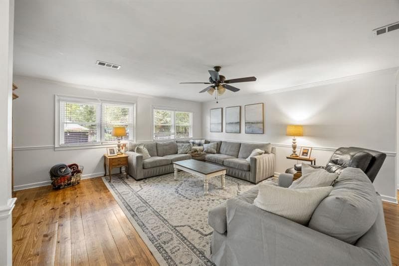 4 bedroom, 2 bathroom, 2,208 sq ft single family residence under contract at 285 Air Acres Way, Woodstock, GA 30188 — photo 4