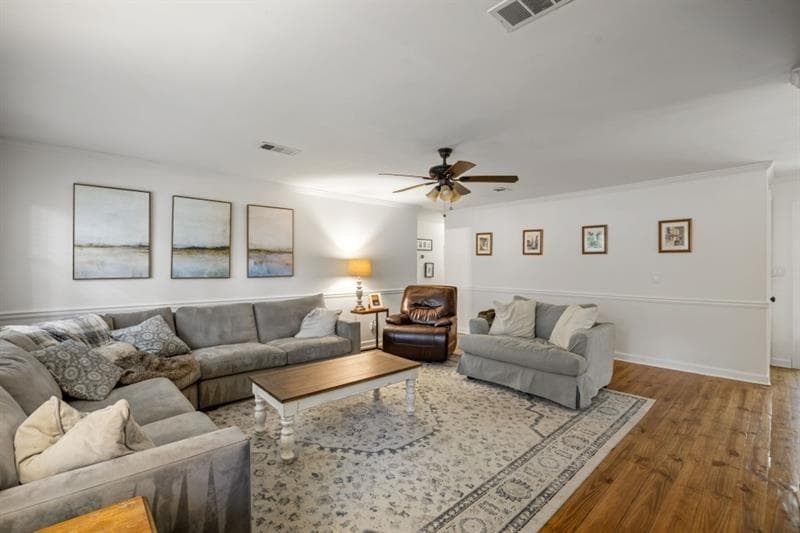 4 bedroom, 2 bathroom, 2,208 sq ft single family residence under contract at 285 Air Acres Way, Woodstock, GA 30188 — photo 6