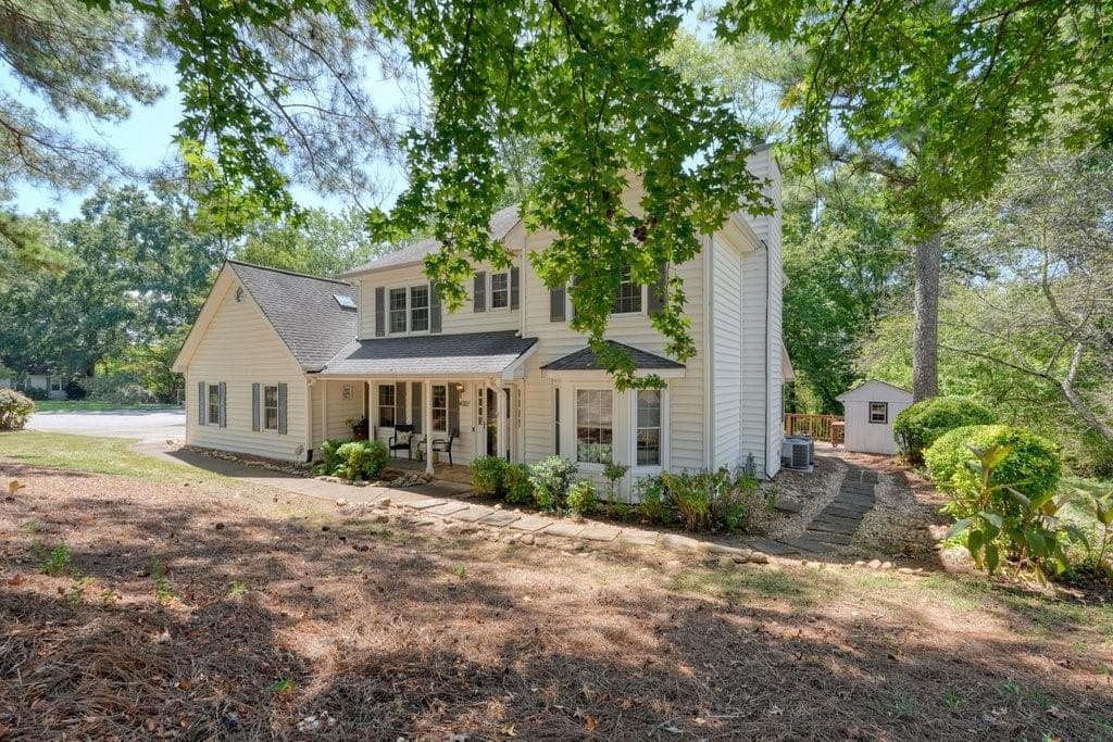 3 bedroom, 3 bathroom, 1,766 sq ft single family residence for sale at 4921 Falcon Wood Trace, Marietta, GA 30066 — photo 6
