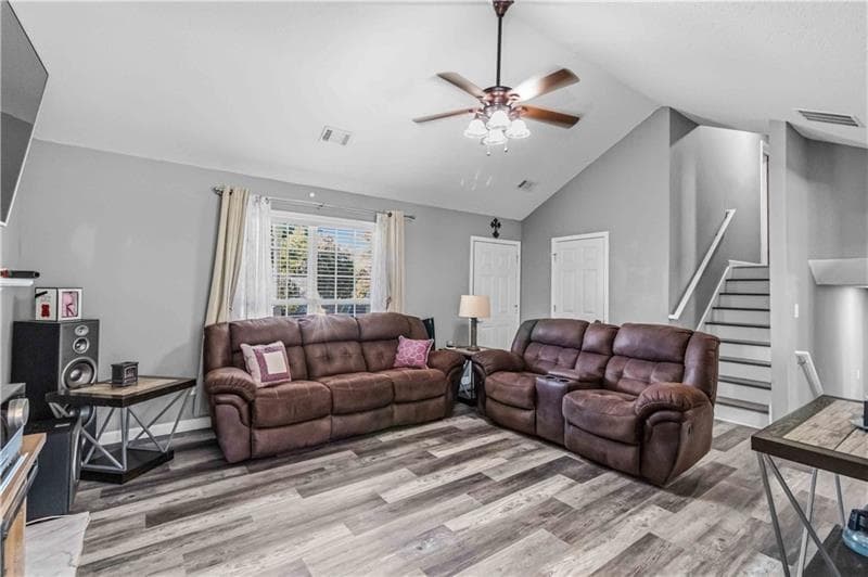 4 bedroom, 3 bathroom, 1,925 sq ft single family residence for sale at 601 Skyland Court, Winder, GA 30680 — photo 6