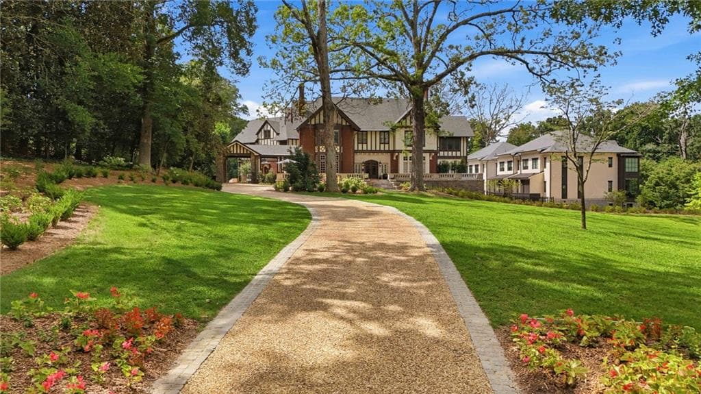 3 bedroom, 4 bathroom, 2,955 sq ft condominium for sale at 1585 S Ponce De Leon Avenue 19, Atlanta, GA 30307 — photo 3